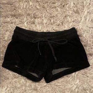 Black Hard Tail shorts